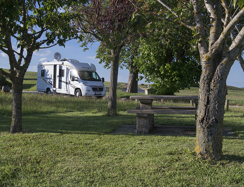 Tour Loire 05 - 201520150521_05216023 Kopie.jpg - Am vorletzten Tag nochmal ein Stop auf einem schönen Stellplatz in den Weinbergen